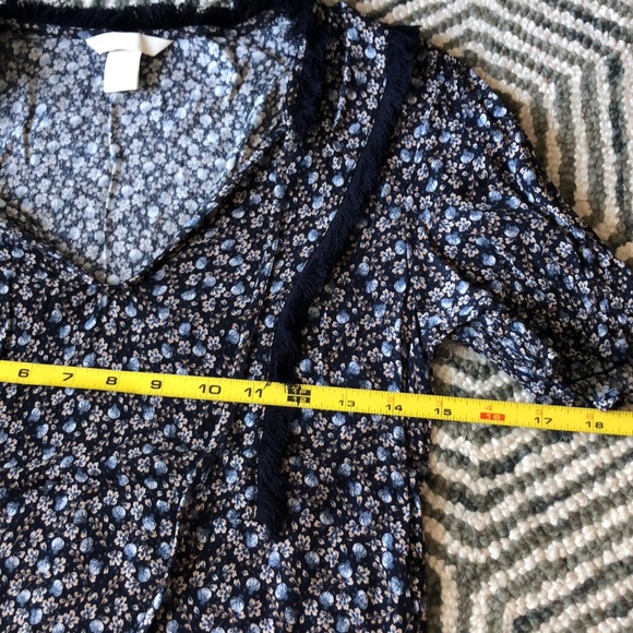 H&M cute ditzy flower top - Picture 6 of 7